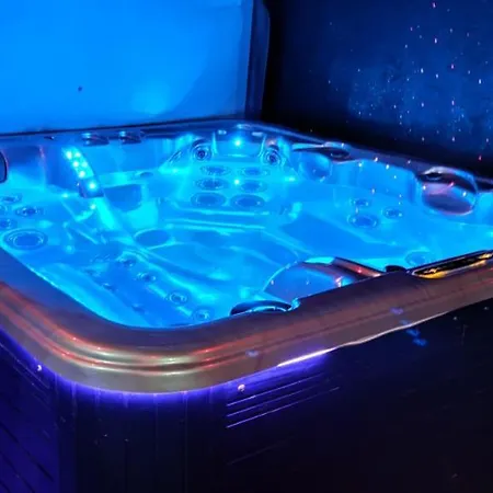 فندق مبيت وإفطار Loft Romantique Hammam Privatif Playroom 4*
